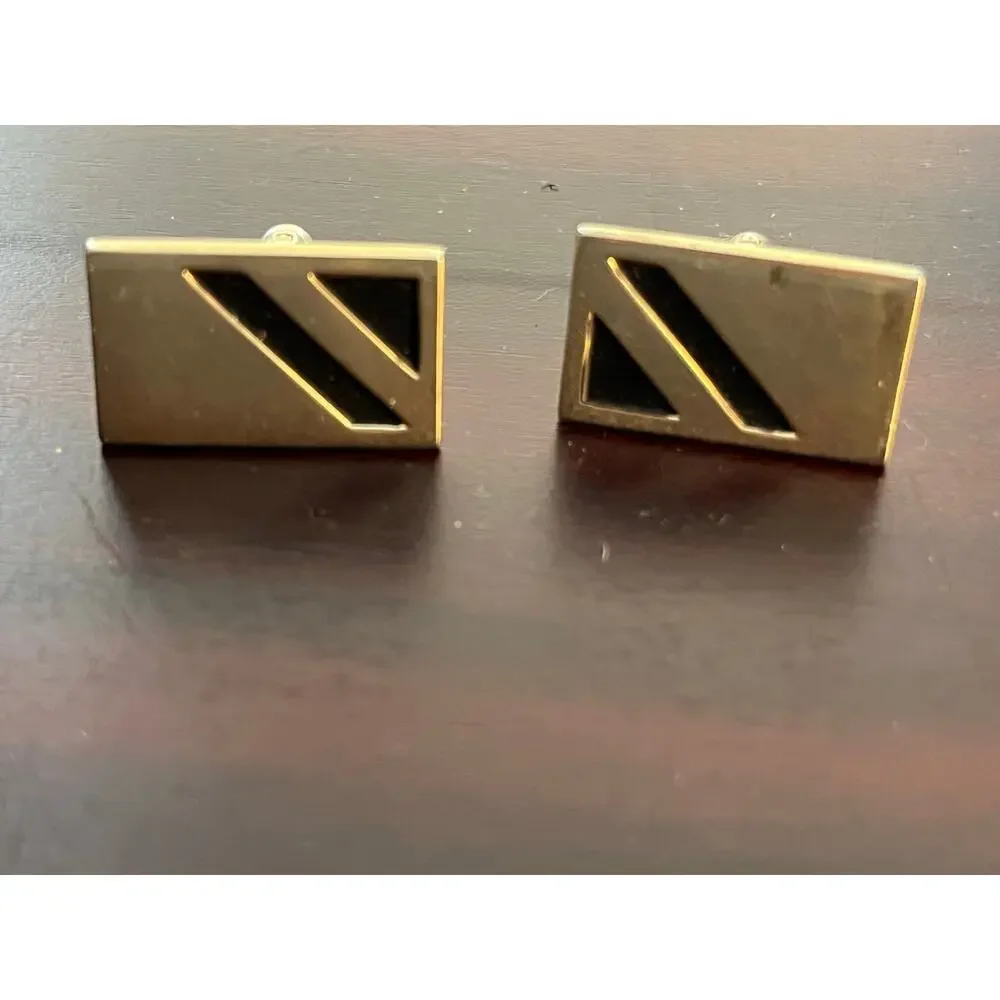 VTG Cufflink Lot of 4 Gold Tone Classy Elegant Preppy Coquette